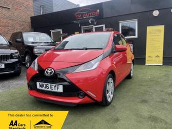 Toyota AYGO 1.0 VVT-i x-play Euro 6 5dr