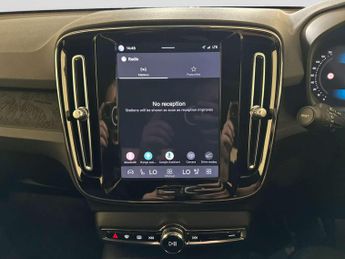Volvo XC40 Recharge Twin 82kWh Plus SUV 5dr Electric Auto AWD (408 ps)
