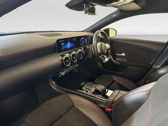 Mercedes-Benz A Class 1.3 A250e 15.6kWh AMG Line (Executive) Hatchback 5dr Petrol Plug