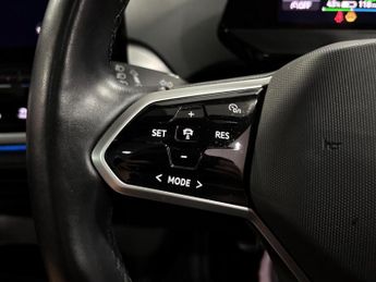 Volkswagen ID.5 Pro 77kWh Tech Auto 5dr