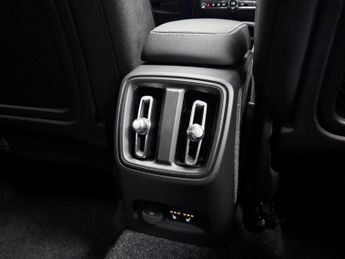 Volvo XC40 Ultimate Recharge Twin (408 hp)