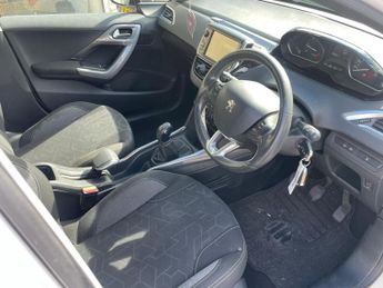 Peugeot 2008 1.6 BlueHDi Active Euro 6 5dr