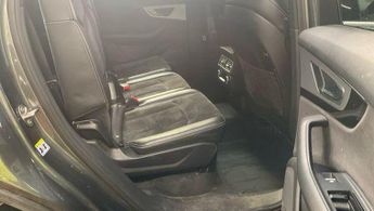 AUDI Q7 3.0 TDI V6 S line SUV 5dr Diesel Tiptronic quattro Euro 6 (s/s) 