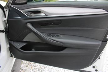 BMW 5 Series 3.0 530d M Sport Auto xDrive Euro 6 (s/s) 4dr