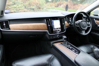 Volvo V90 2.0 D5 PowerPulse Inscription Estate 5dr Diesel Auto AWD Euro 6 