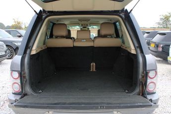 Land Rover Range Rover 4.4 TD V8 Vogue Auto 4WD Euro 5 5dr
