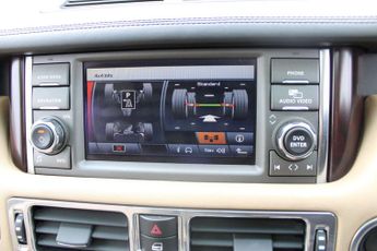 Land Rover Range Rover 4.4 TD V8 Vogue Auto 4WD Euro 5 5dr
