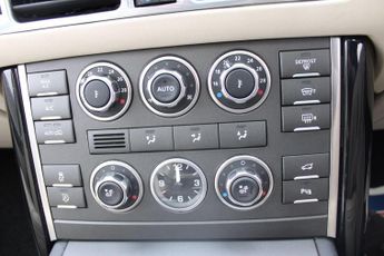 Land Rover Range Rover 4.4 TD V8 Vogue SE Auto 4WD Euro 5 5dr