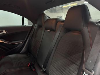 Mercedes-Benz CLA 1.6 CLA180 AMG Line Coupe 7G-DCT Euro 6 (s/s) 4dr