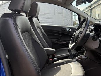 Ford EcoSport 1.0T EcoBoost Titanium 2WD Euro 5 (s/s) 5dr