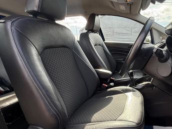 Ford EcoSport 1.0T EcoBoost Titanium 2WD Euro 5 (s/s) 5dr