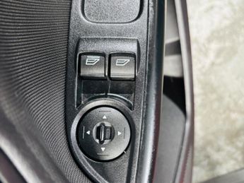 Ford Focus 1.6 Zetec Powershift Euro 5 5dr