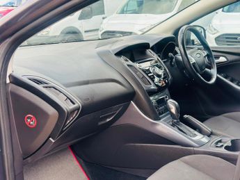 Ford Focus 1.6 Titanium Navigator Powershift Euro 5 5dr