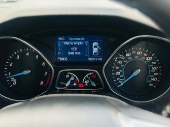 Ford Focus 1.6 Titanium Navigator Powershift Euro 5 5dr