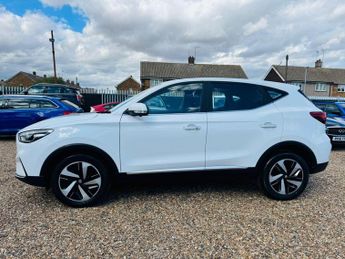 MG MG ZS 72.6kWh SE Long Range Auto 5dr