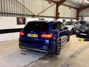 Mercedes-Benz GLC 3.0 GLC43 V6 AMG (Premium) G-Tronic 4MATIC Euro 6 (s/s) 5dr