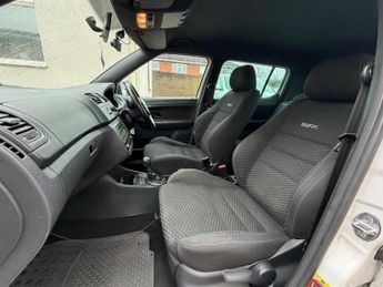 Skoda Fabia 1.4 TSI vRS DSG Euro 5 5dr
