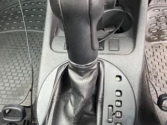Skoda Fabia 1.4 TSI vRS DSG Euro 5 5dr