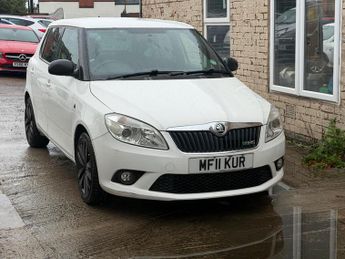 Skoda Fabia 1.4 TSI vRS DSG Euro 5 5dr