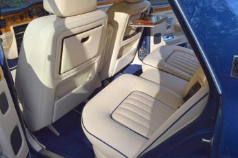 Rolls-Royce Silver Spirit 6.8 II Saloon 4dr Petrol Automatic