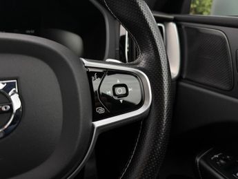 Volvo XC60 2.0h T8 Twin Engine 10.4kWh R-Design Pro Auto AWD Euro 6 (s/s) 5