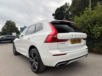 Volvo XC60 2.0h T8 Twin Engine 10.4kWh R-Design Pro Auto AWD Euro 6 (s/s) 5