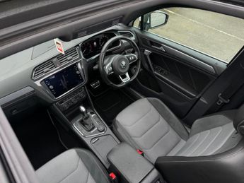 Volkswagen Tiguan 2.0 TDI R-Line DSG 4Motion Euro 6 (s/s) 5dr