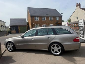 Mercedes-Benz E Class 5.0 E500 Avantgarde 7G-Tronic 5dr