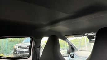 Toyota AYGO 1.0 VVT-i x-trend x-shift Euro 6 5dr (Safety Sense)