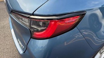 Toyota Corolla 1.8 VVT-h Icon Touring Sports CVT Euro 6 (s/s) 5dr