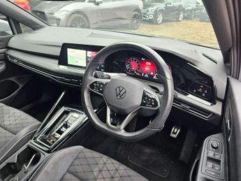 Volkswagen Golf 1.5 eTSI MHEV R-Line DSG Euro 6 (s/s) 5dr