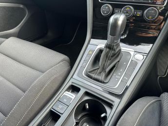 Volkswagen Golf 2.0 TSI R DSG 4Motion Euro 6 (s/s) 5dr