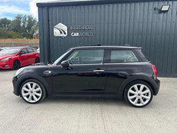 MINI Hatch 1.5 Cooper Auto Euro 6 (s/s) 3dr