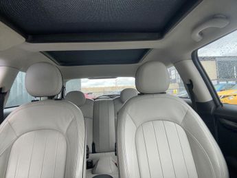 MINI Hatch 1.5 Cooper Auto Euro 6 (s/s) 3dr