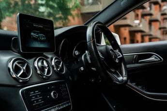 Mercedes-Benz GLA 2.1 GLA220d AMG Line (Premium) 7G-DCT 4MATIC Euro 6 (s/s) 5dr