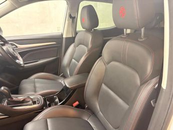 MG MG ZS 1.0 T-GDI Exclusive Auto Euro 6 5dr