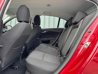 Fiat Tipo 1.6 MultiJetII Easy + DDCT Euro 6 (s/s) 5dr