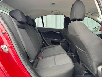 Fiat Tipo 1.6 MultiJetII Easy + DDCT Euro 6 (s/s) 5dr