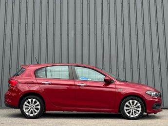 Fiat Tipo 1.6 MultiJetII Easy + DDCT Euro 6 (s/s) 5dr