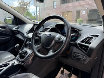 Ford Kuga 2.0 TDCi Titanium AWD Euro 5 5dr
