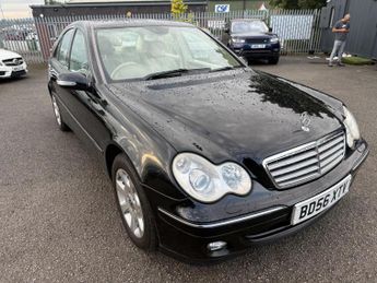 Mercedes C Class 2.1 C200 CDI Elegance SE 4dr