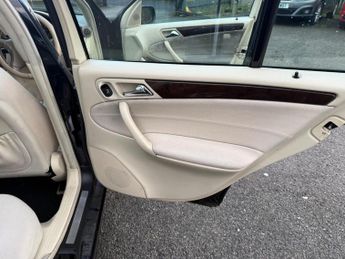 Mercedes-Benz C Class 2.1 C200 CDI Elegance SE 4dr