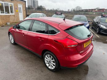 Ford Focus 1.0T EcoBoost Titanium Euro 6 (s/s) 5dr