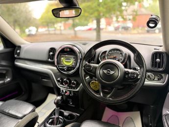 MINI Countryman 2.0 Cooper SD SUV 5dr Diesel Auto ALL4 Euro 6 (s/s) (190 ps)