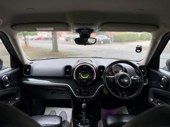 MINI Countryman 2.0 Cooper SD SUV 5dr Diesel Auto ALL4 Euro 6 (s/s) (190 ps)