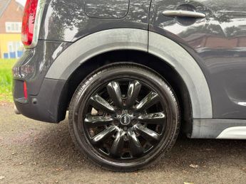 MINI Countryman 2.0 Cooper SD SUV 5dr Diesel Auto ALL4 Euro 6 (s/s) (190 ps)