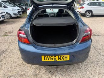 Vauxhall Insignia 1.6 CDTi ecoFLEX Design Nav Euro 6 (s/s) 5dr