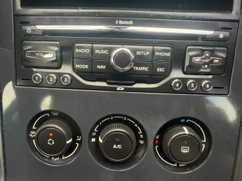 Peugeot 3008 1.6 HDi SR Euro 5 5dr