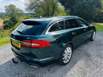 JAGUAR XF 2.2d Premium Luxury Sportbrake 5dr Diesel Auto Euro 5 (s/s) (200
