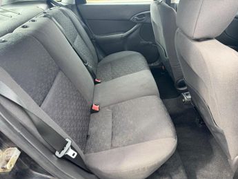 Ford Focus 1.6i 16v LX 5dr